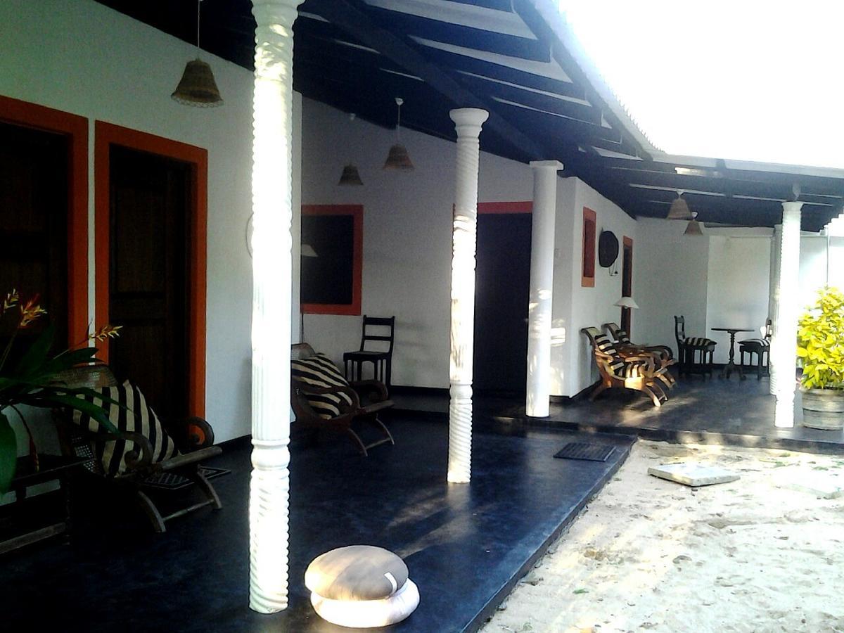Shehani Beach Bungalow Tangalle Exterior photo