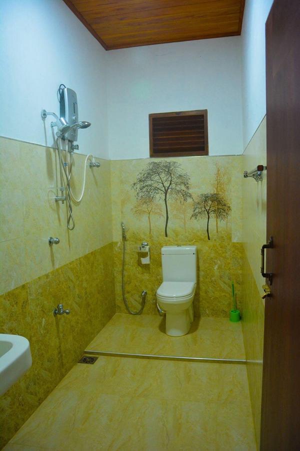 Shehani Beach Bungalow Tangalle Exterior photo